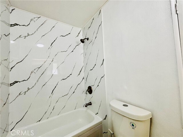 Building Photo - 30025 Alicante Dr