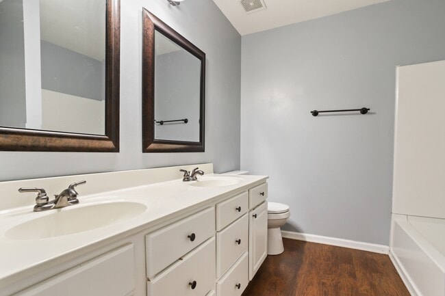 Building Photo - 5451 Crabtree Park Ct
