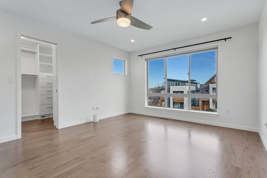 Building Photo - 3633 Pecos St