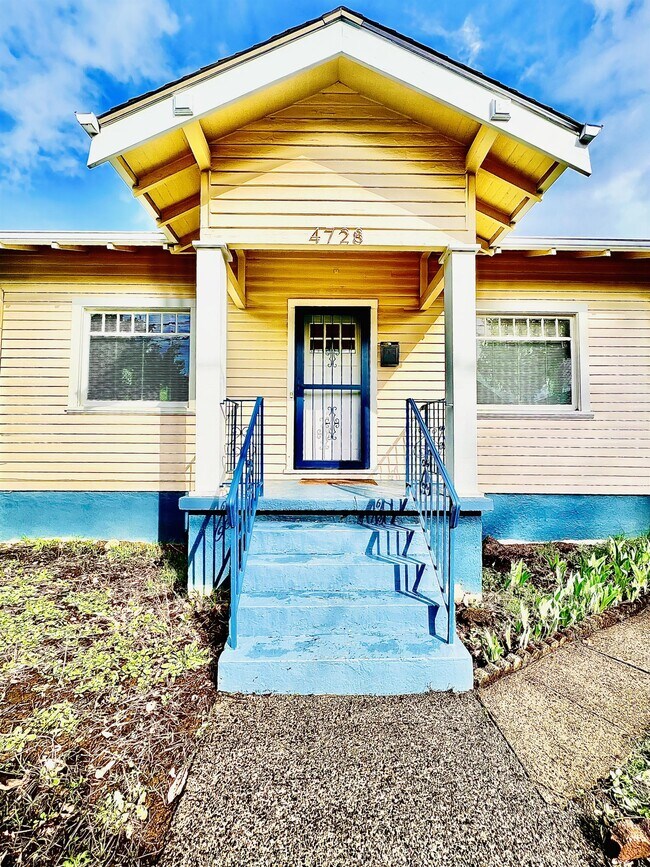 Building Photo - 4728 NE 27th Ave