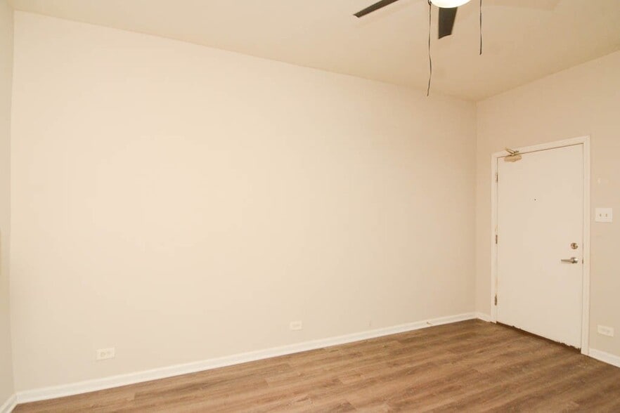 Building Photo - 1627 N Humboldt Blvd