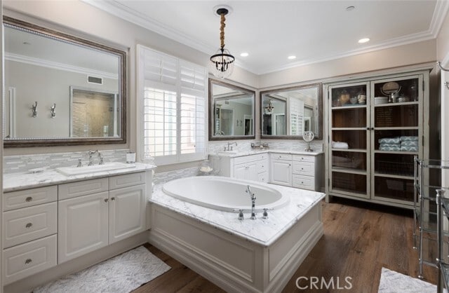 Building Photo - 37 Scarlet Maple Dr