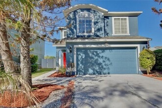 Building Photo - 2115 Heathwood Cir