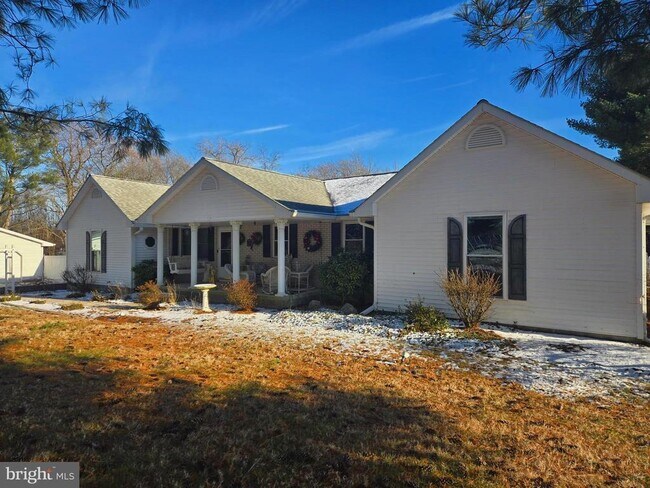 Building Photo - 15329 Church Ln