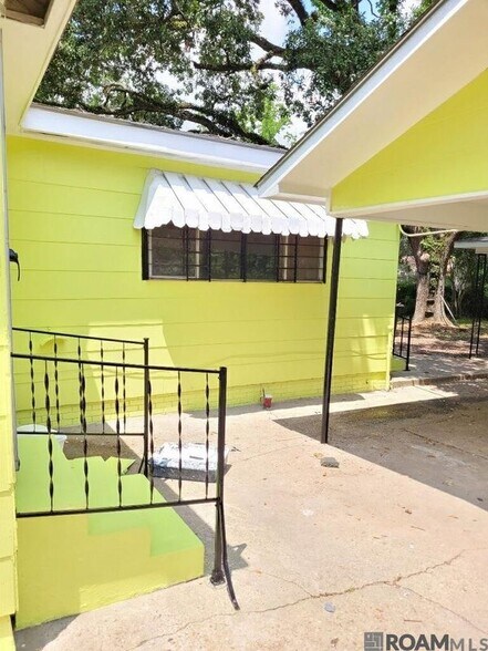 Building Photo - 3567 CHARLES