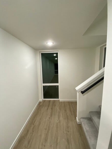 Building Photo - 2609 S Judkins St