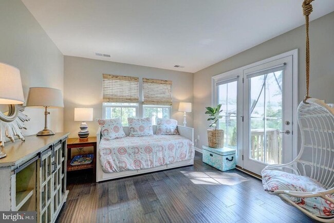 Building Photo - 33543 Silver Fox Dr