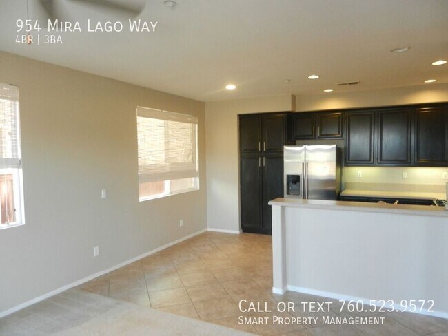 Building Photo - 954 Mira Lago Way
