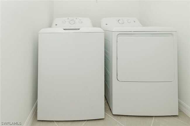 Building Photo - 18461 Copperhead Dr