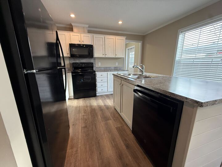 Building Photo - 11986 Springbrook Ct