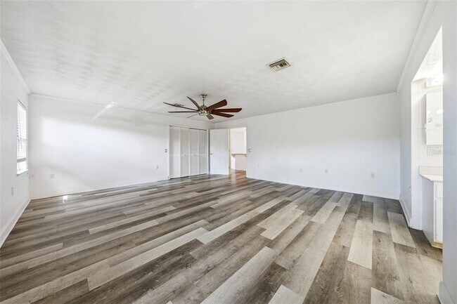 Building Photo - 6254 Alligator Lake Shore E