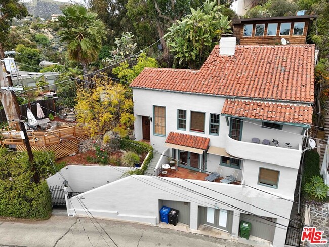Building Photo - 2666 Rutherford Dr