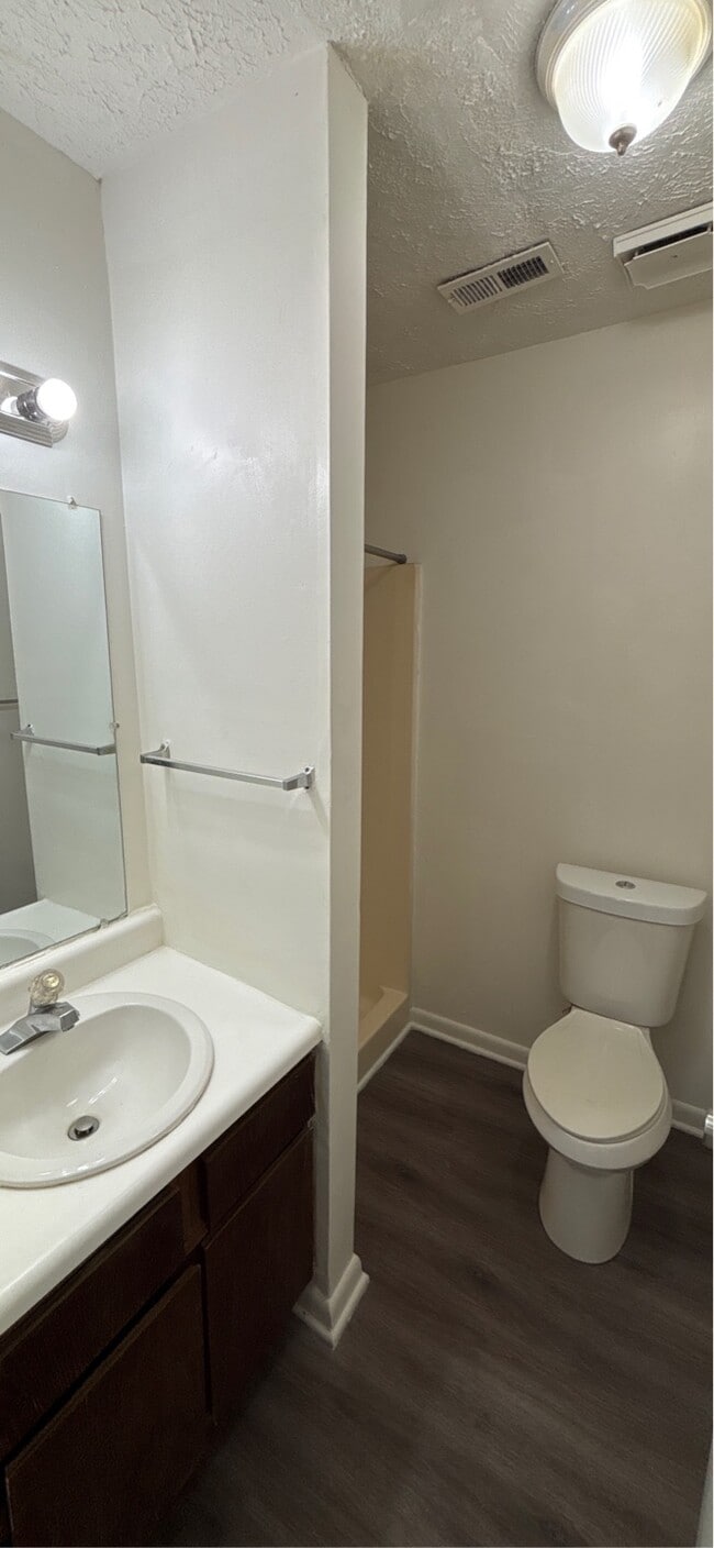 Building Photo - 6408 Starbrook Dr