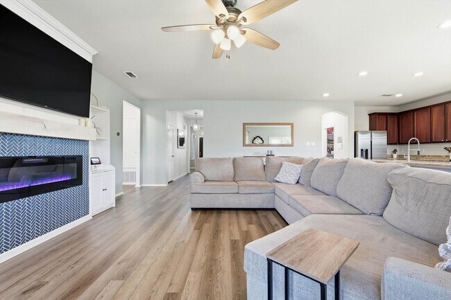 Building Photo - 253 Calvert St