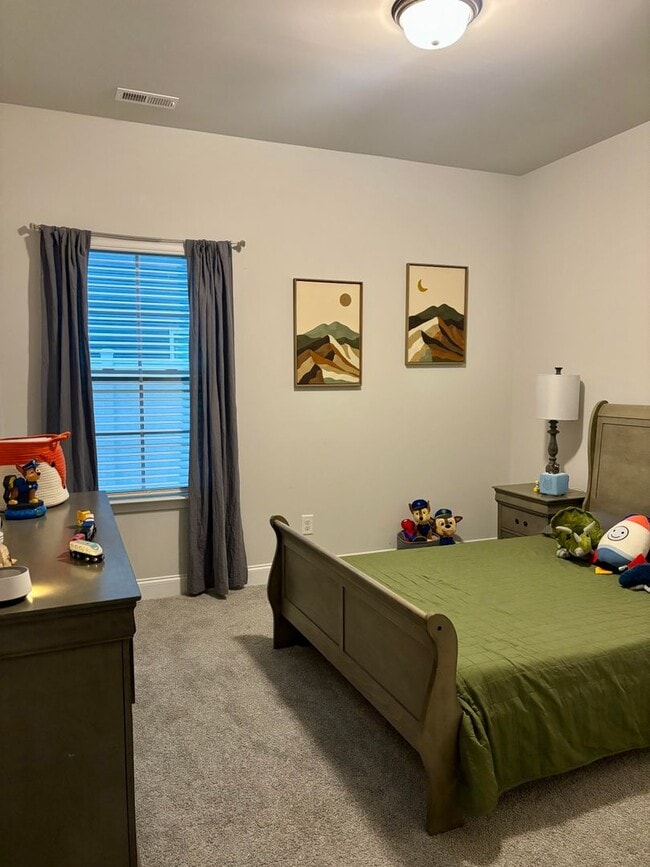 Building Photo - Waverly Place