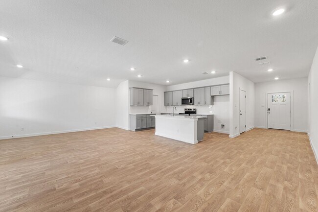 Building Photo - Luxurious 4 BR / 2 BA with THREE-CAR GARAGE - 2314 SF - Harmony Hills, Fredericksburg!