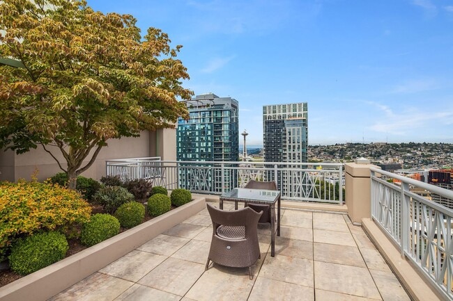 Building Photo - Cosmopolitan Condominiums ~ South Lake Union