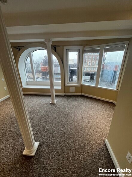 Building Photo - 109 Beacon St