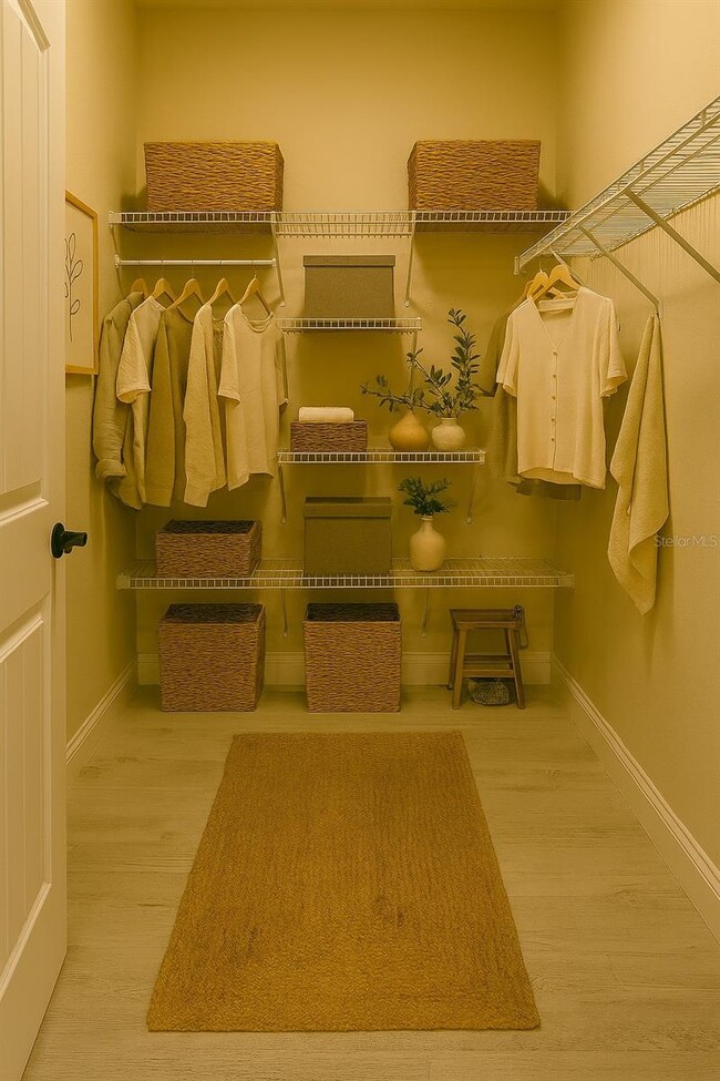 Building Photo - 7415 Olivewood Ave