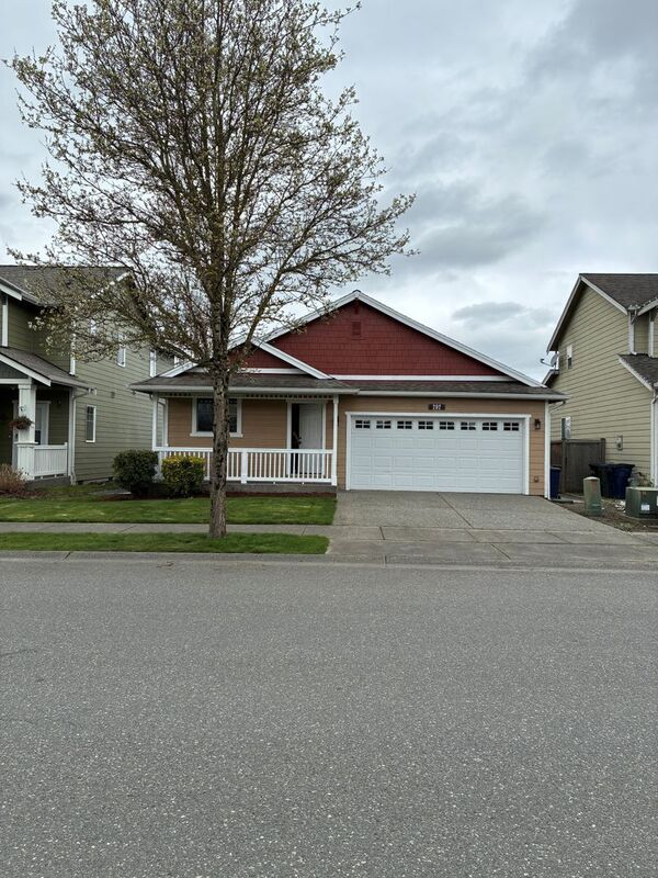 Building Photo - 292 Klinger St