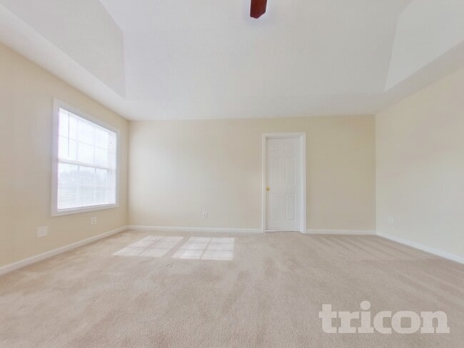 Building Photo - 20 Mattie Ln