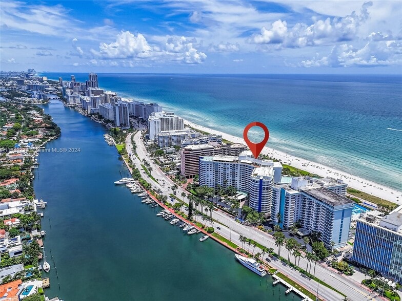 Primary Photo - 5161 Collins Ave