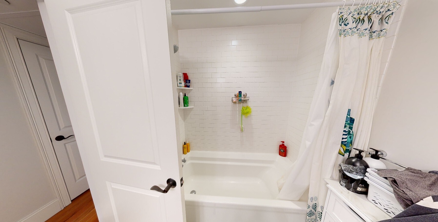 Building Photo - 166 Hampshire St