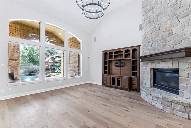 Building Photo - 10126 Springfield Ridge Dr
