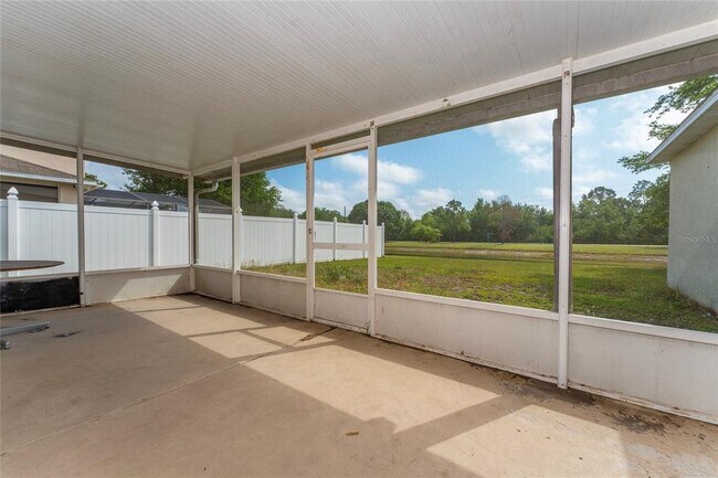 Building Photo - 502 Woodland Creek Blvd
