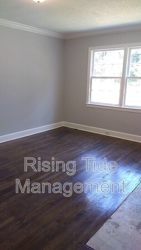 Building Photo - 4404 Avenue M