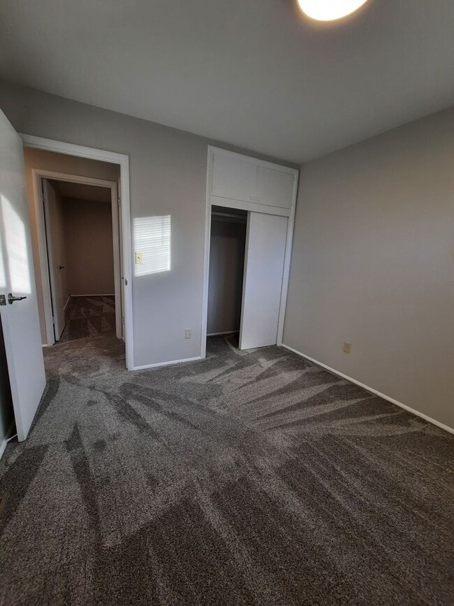 Building Photo - 3 BEDROOM | 1 BATH | RANCH STYLE HOME | SOUTH