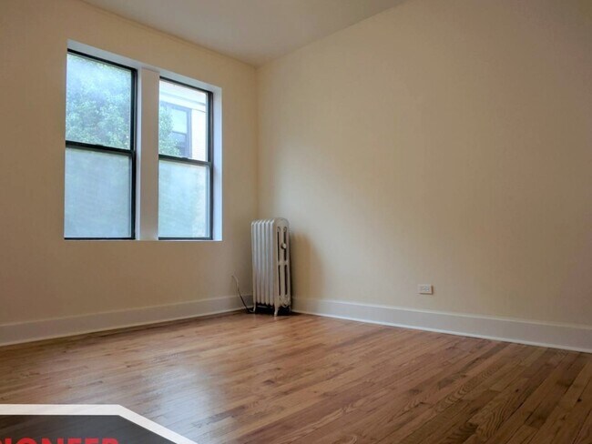 Building Photo - 1532 N Kedzie Ave