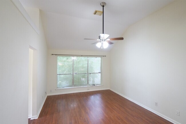 Building Photo - 1314 Hollow Ash Ln