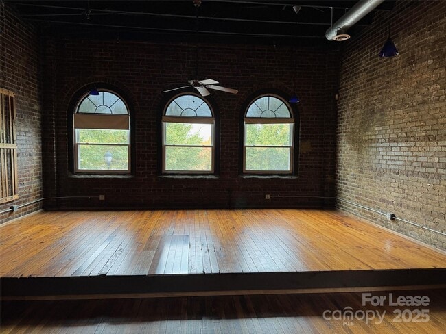 Building Photo - 110 Church St NW