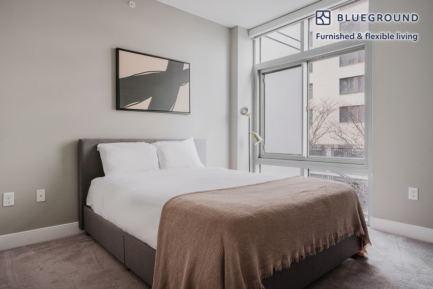 Building Photo - 4800 Auburn Ave