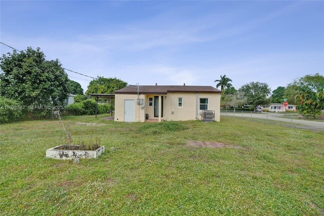 Building Photo - 1300 NW 87th St