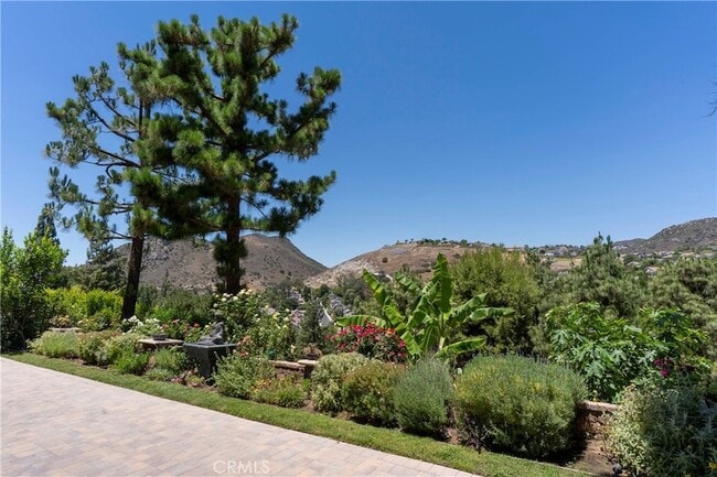 Building Photo - 7371 Westcliff Dr
