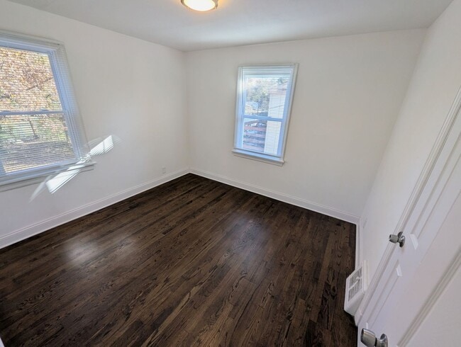 Building Photo - Updated Bungalow in Berkeley