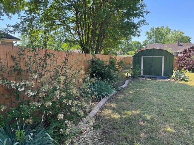 Building Photo - Fenced yard at Gate 3 of Redstone Arsenal