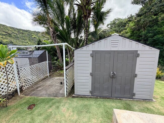 Building Photo - 1638 Ala Mahina Pl