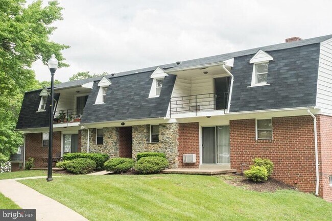 Primary Photo - 706 Nottingham Rd