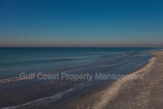 Building Photo - 1935 Gulf of Mexico Dr