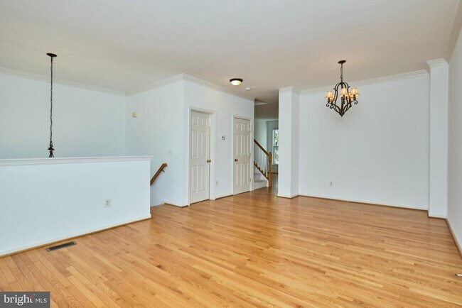 Building Photo - 11485 Carriage Gate Ct