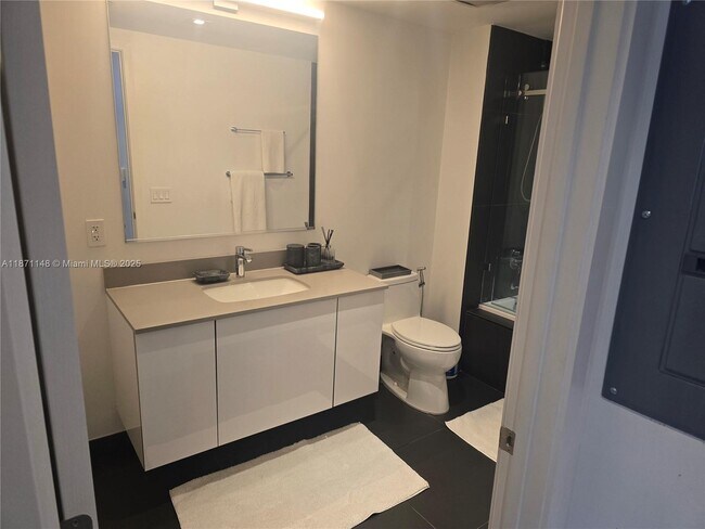 Building Photo - 1600 NE 1st Ave