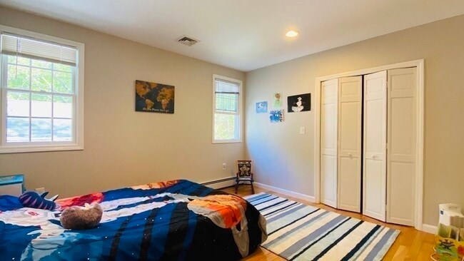 Building Photo - 29 Burke Ln