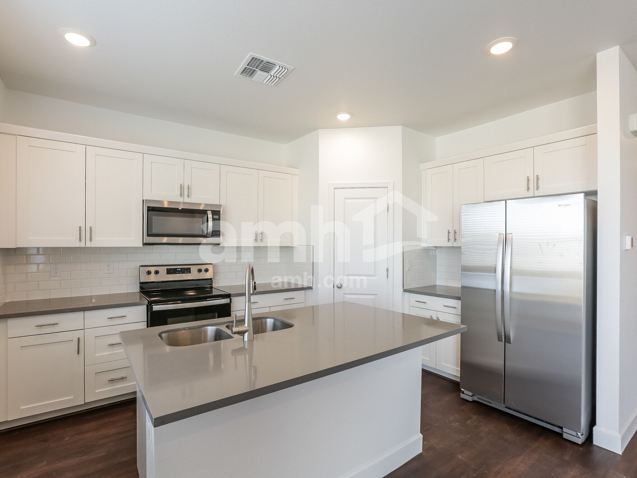 Building Photo - 8851 N 171st Dr