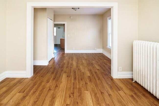 Building Photo - 3105 4th Ave S