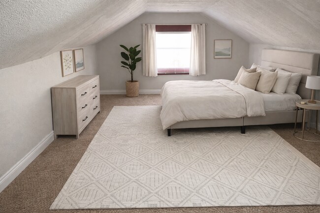 Building Photo - 362 Oldham Ave