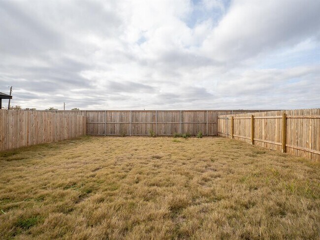 Building Photo - 1009 Wild Leaf Wy