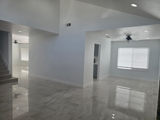 Building Photo - Fully Remodeled 4-Bedroom, 3-Bath Rental Home in Prime Fountain Valley Location